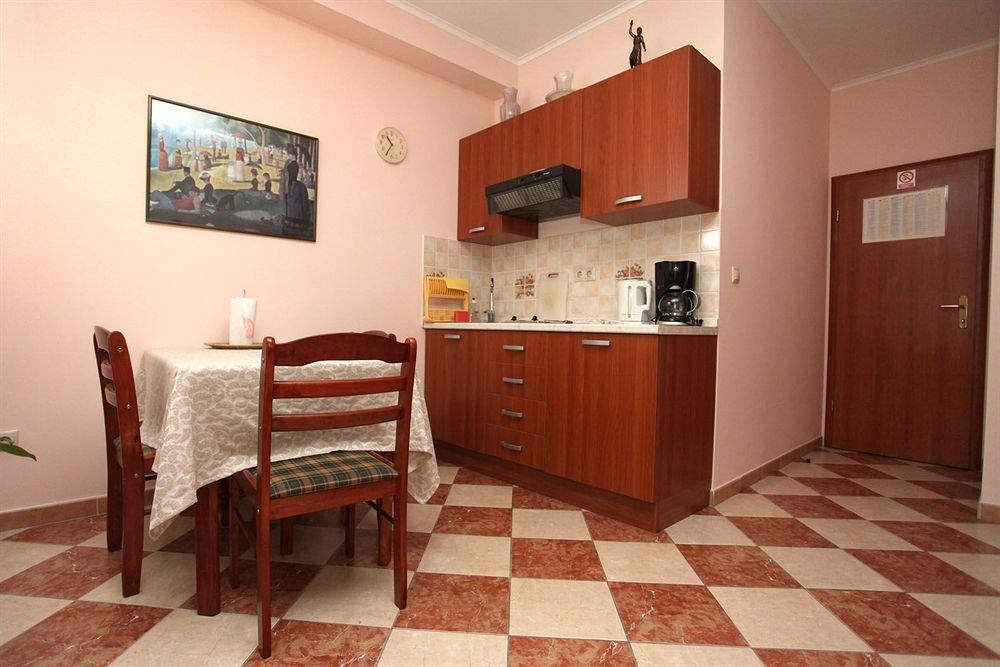 Split Apartments Peric Dış mekan fotoğraf