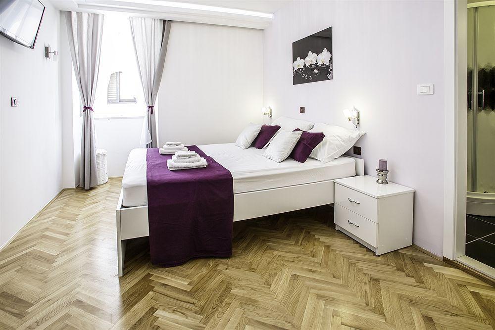Split Apartments Peric Dış mekan fotoğraf
