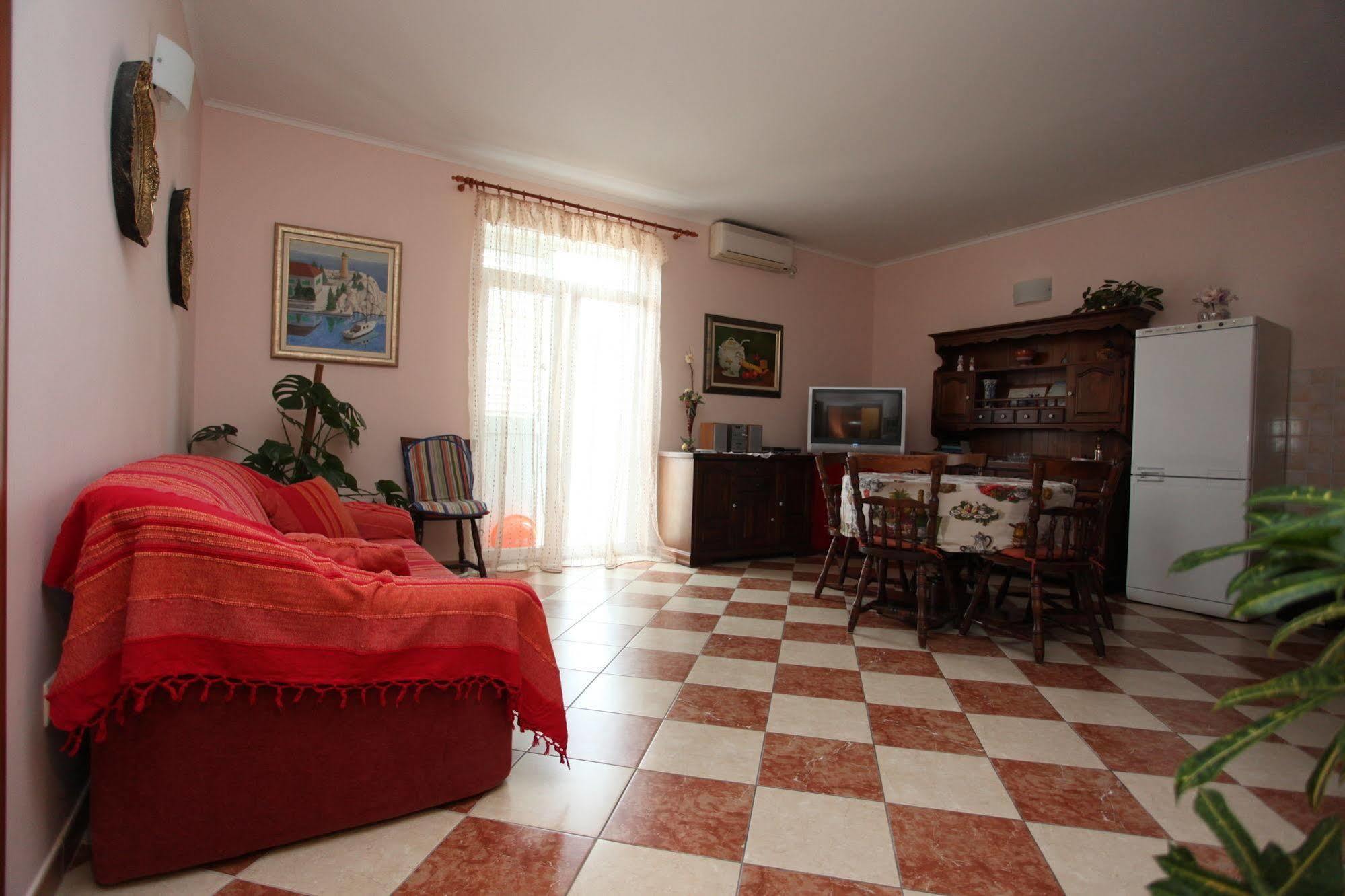 Split Apartments Peric Dış mekan fotoğraf