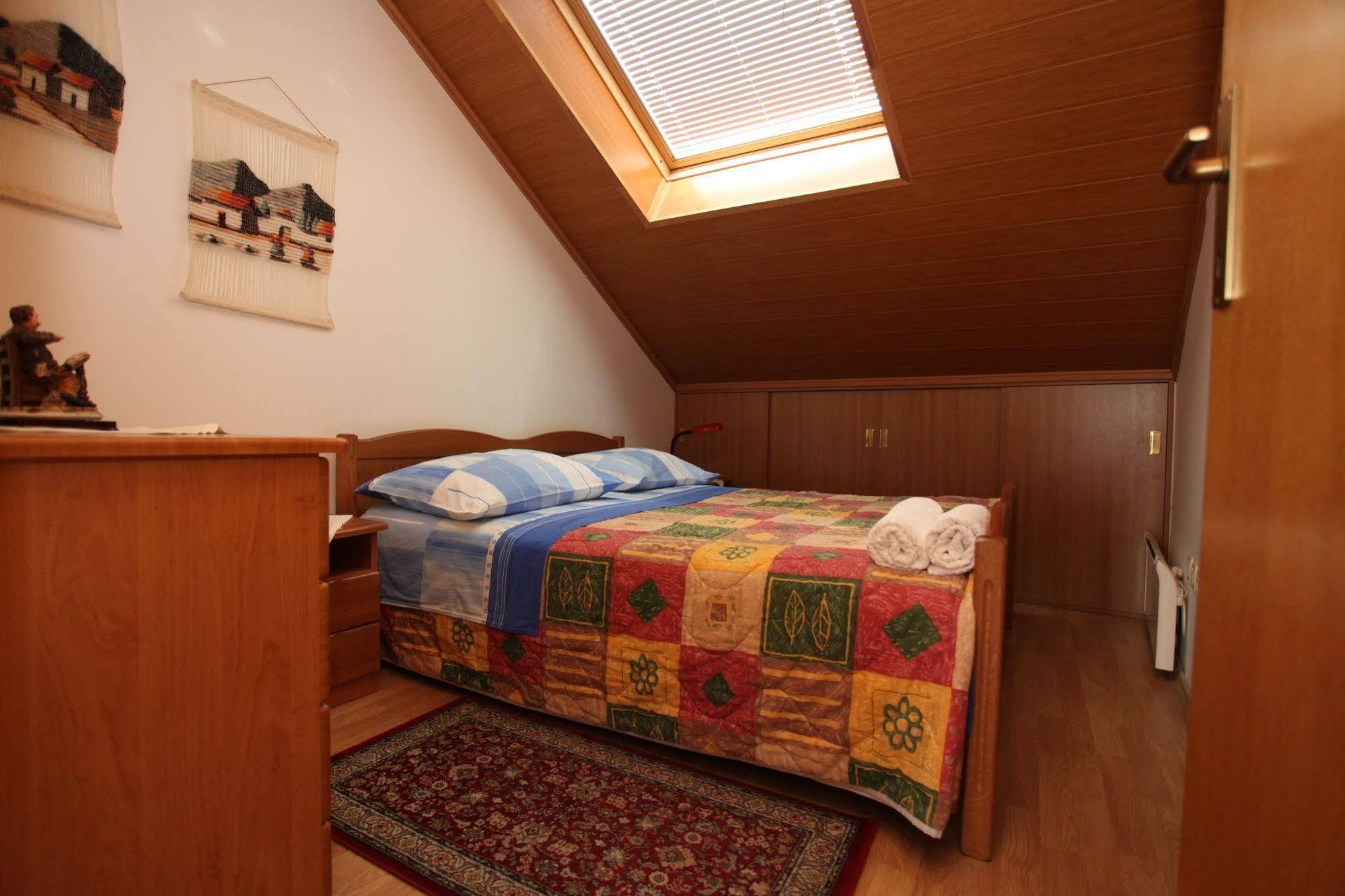 Split Apartments Peric Dış mekan fotoğraf