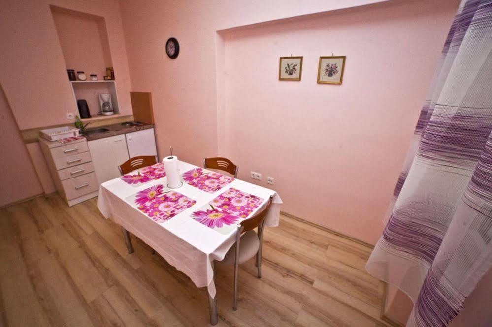 Split Apartments Peric Dış mekan fotoğraf