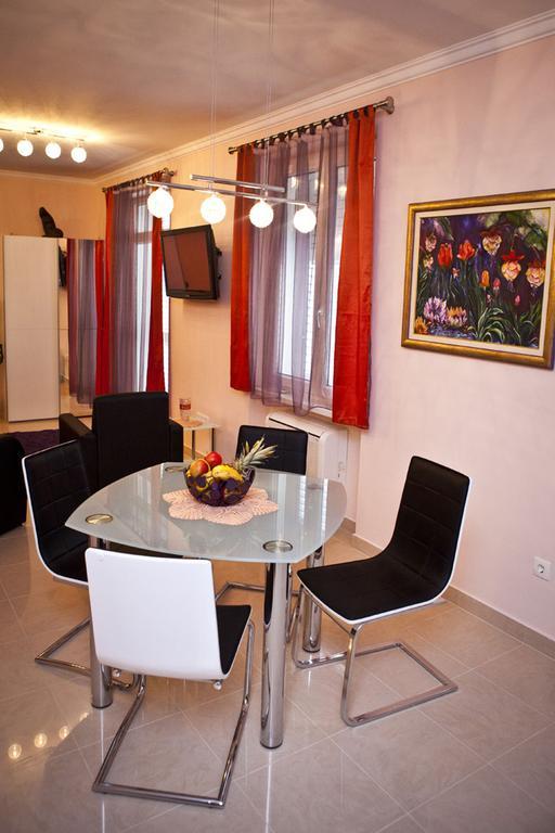 Split Apartments Peric Dış mekan fotoğraf